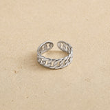 Open Chain Link Ring