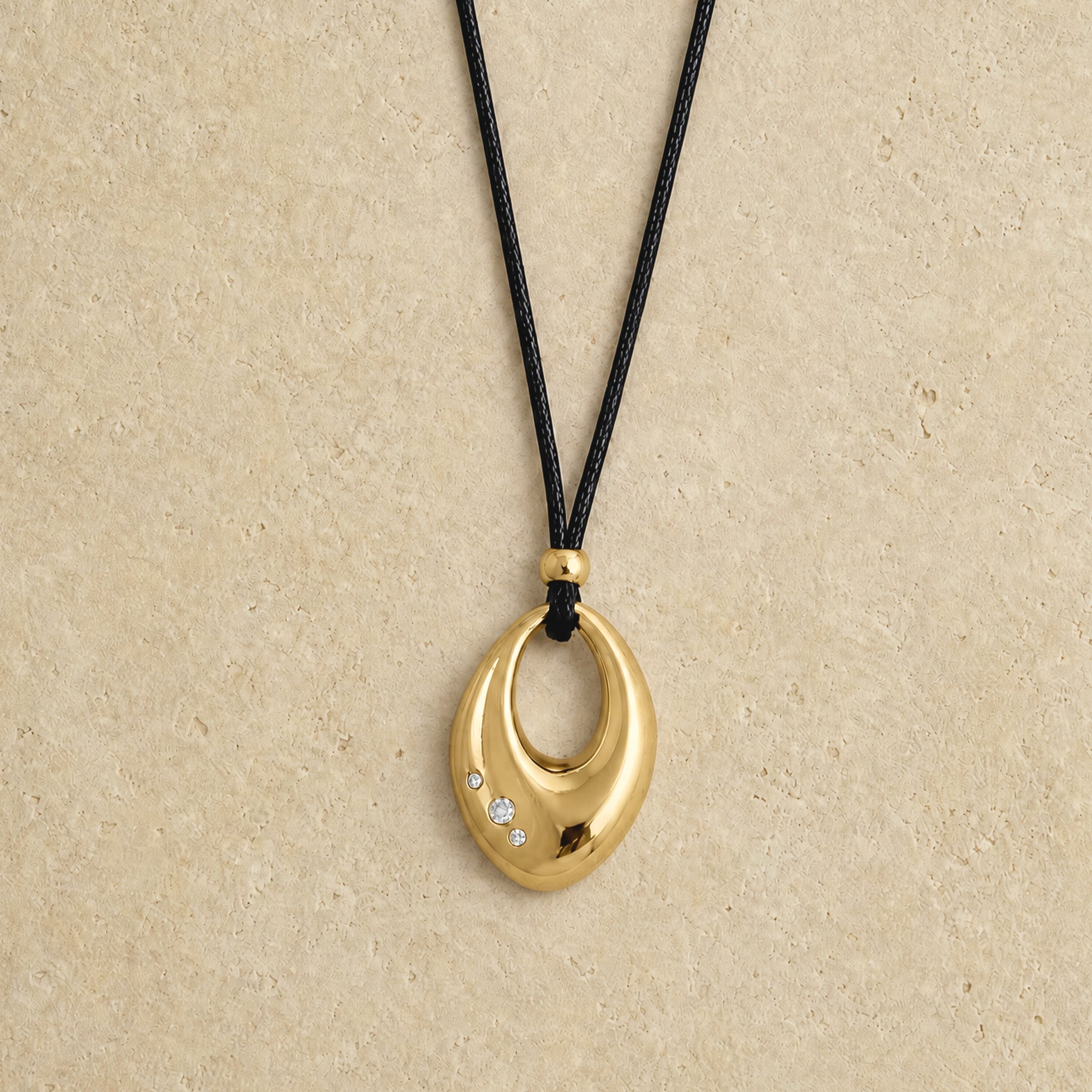 Oval Drop Rope Necklace